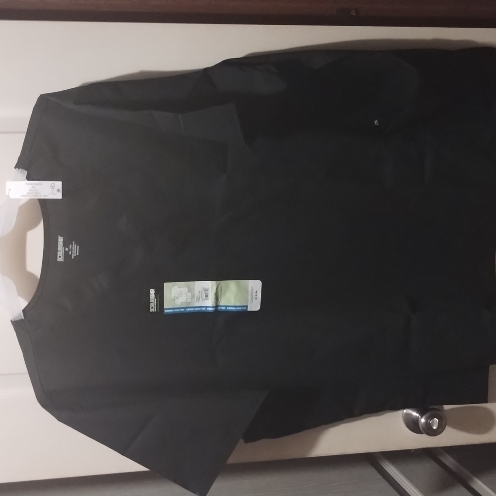 Scrubs top - black